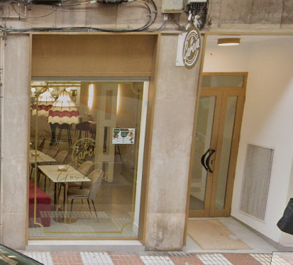 Panadería con historia en la calle Asensi