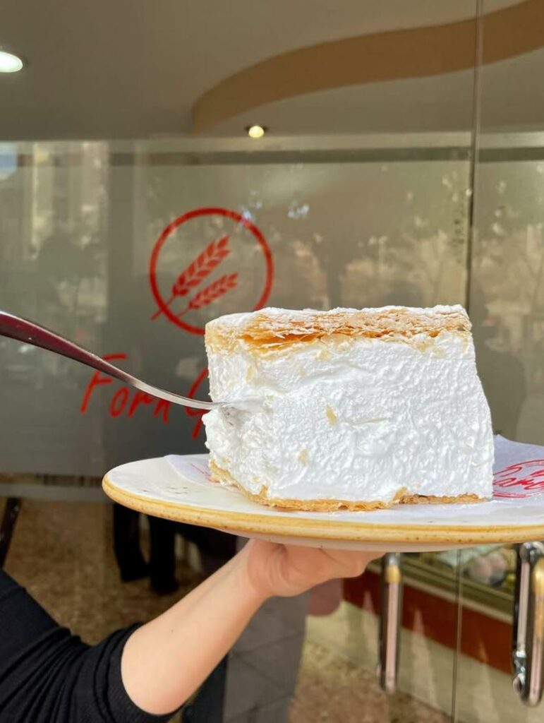 hojaldre de merengue forn garcia castellon